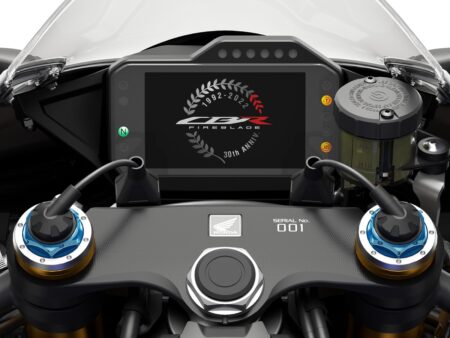 22YM Honda CBR1000RRR Fireblade SP 30th Anniversary - Image 12