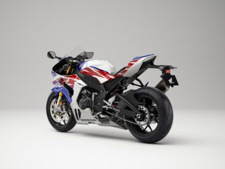 22YM Honda CBR1000RRR Fireblade SP 30th Anniversary - Image 5