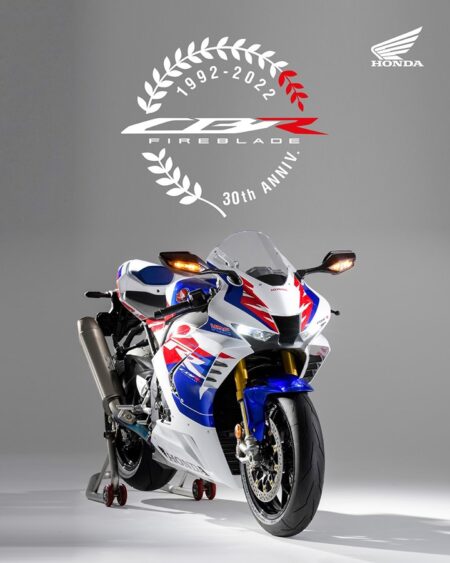 22YM Honda CBR1000RRR Fireblade SP 30th Anniversary