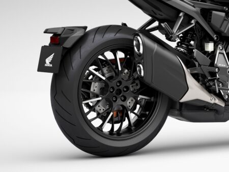 23YM Honda CB1000R - Image 12